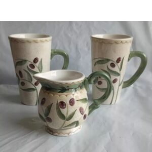 Oneida Oliveto 16-ounce, 6" tall Coffee Mug Set Of 2 & Creamer See Descr…